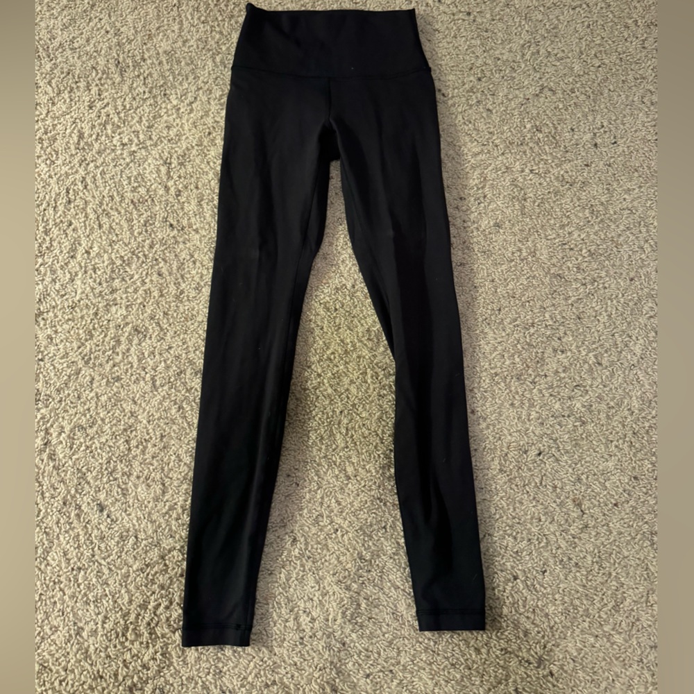 Black align Lululemon leggings size 4 25 to 27 inch leg